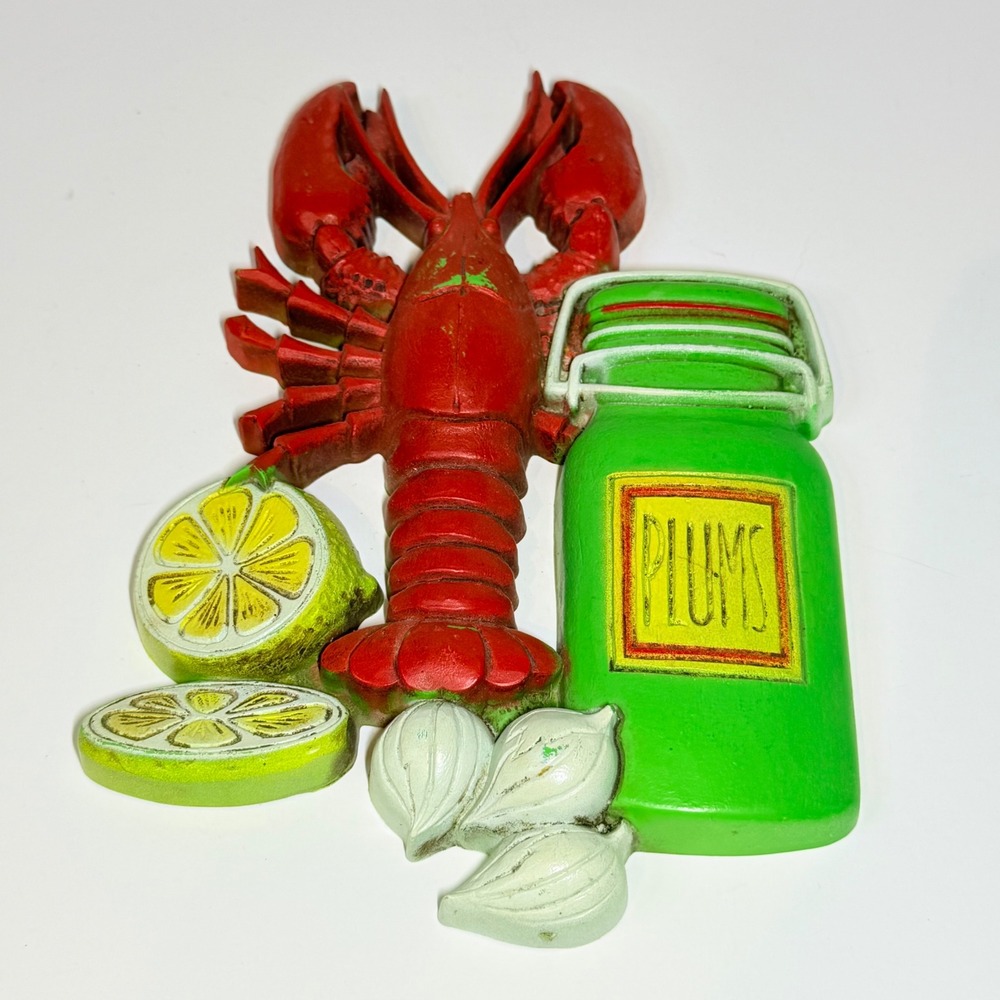 Vintage 1975 Homco Lobster Plums Jar Kitchen Wall Plaque 7353 Red Green 6.5"